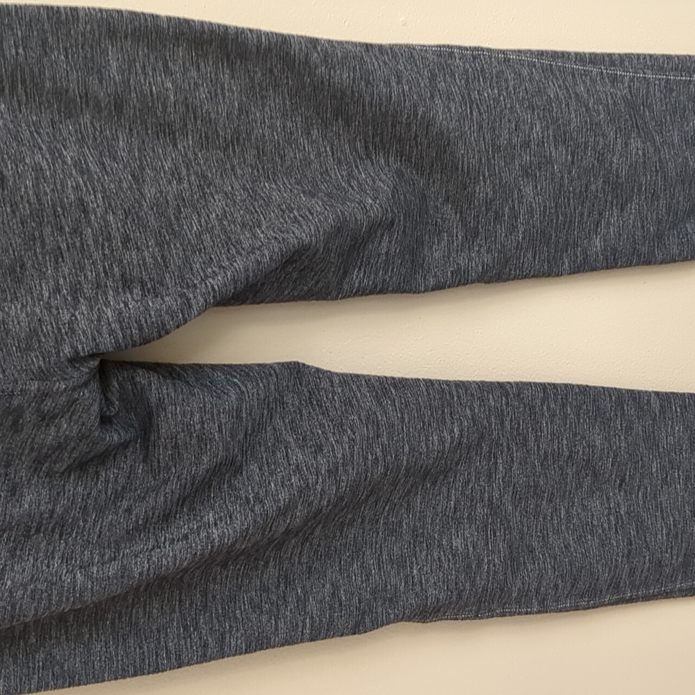 10 Short Kuhl Gray Pull On Style Stretchy Activewear Pants - Picture 8 of 15